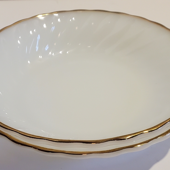 Set Of 2 Vintage Fire King Glass Golden Shell Soup/Salad Bowls | 22K Gold Trim - Picture 13 of 15